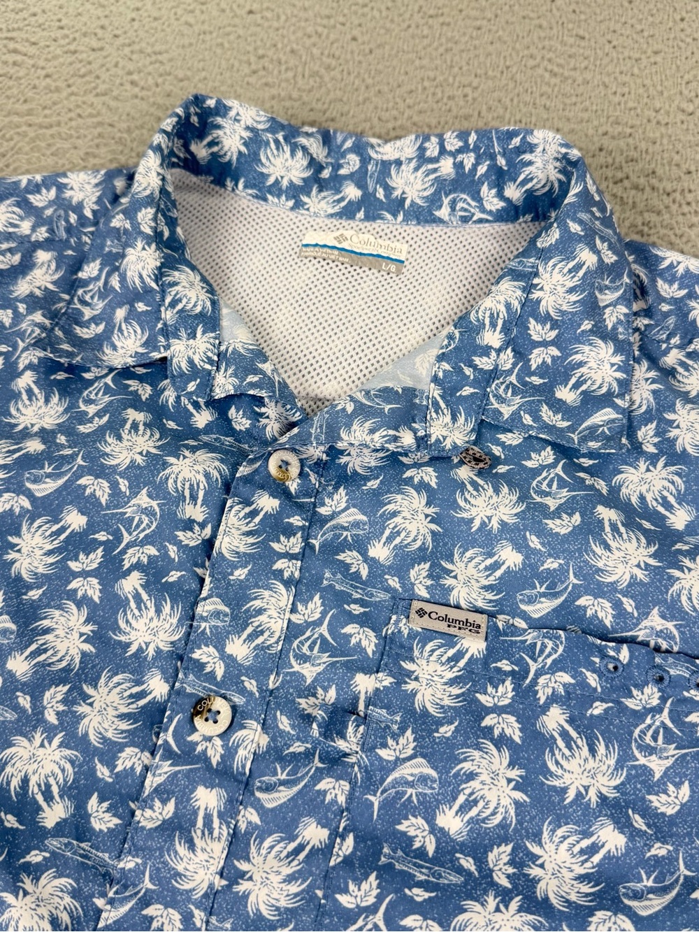 Columbia PFG Super Slack Tide Camp Shirt Mens Large Blue Fish AOP Button Outdoor